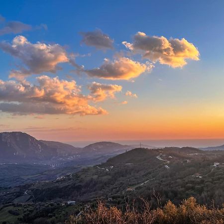 Agriturismo Ai Monaci Montano Antilia Exterior foto